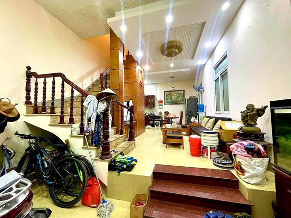 Bán nhà phố Vĩnh Phúc Ba Đình DÂN TỰ XÂY, NỘI THẤT VIP 50m2 4tầng ở ngay