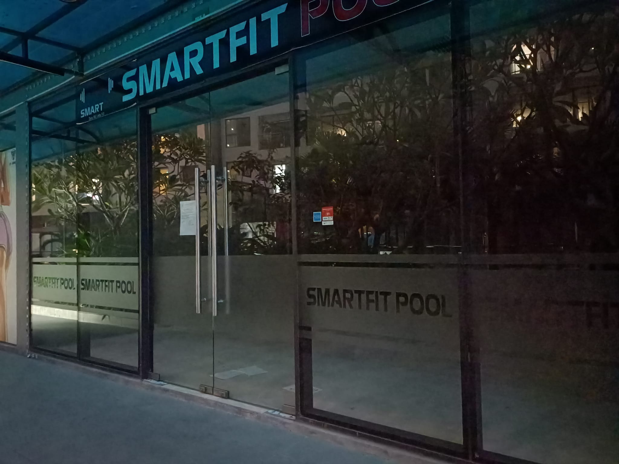 Cho thuê căn hộ Minh Khai Hai Bà Trưng 80 m2 T.1, MT 8m giá 23 triệu