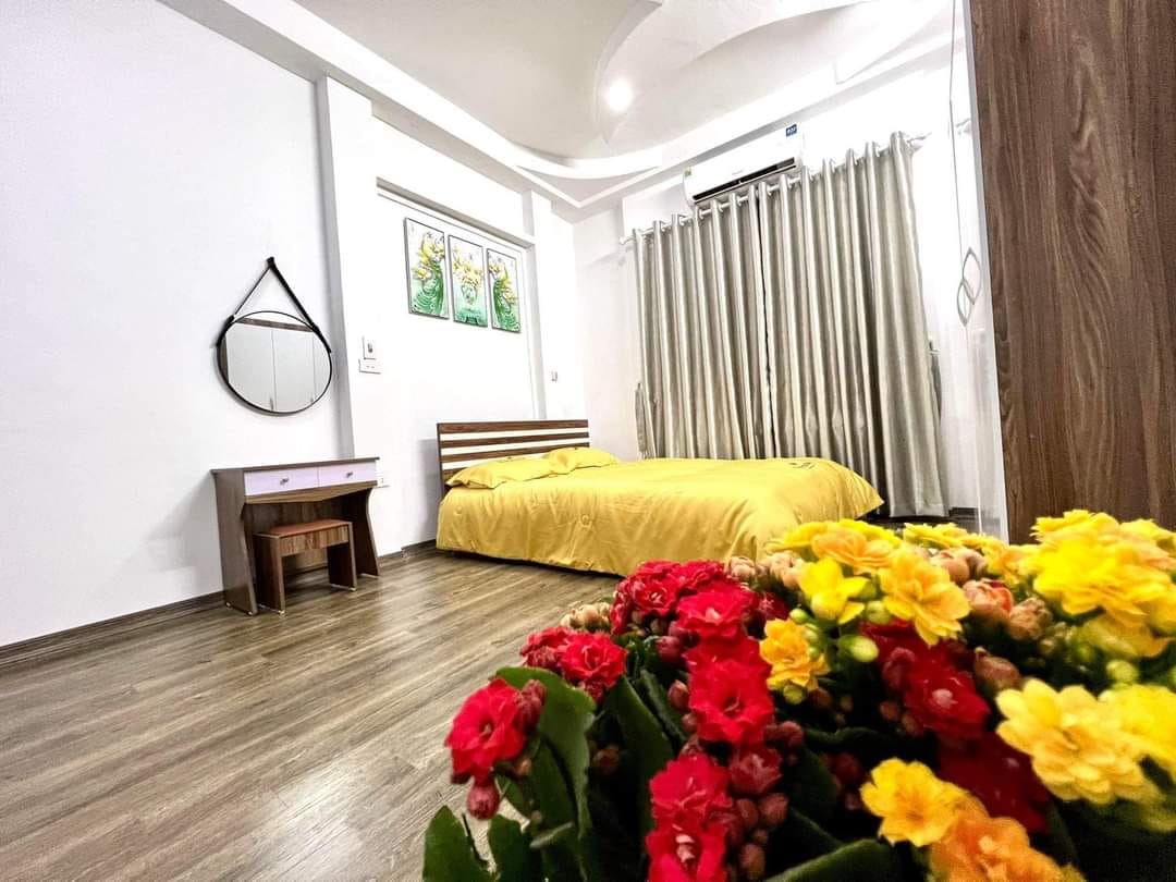 CHUNG CƯ MINI XUÂN THUỶ 50M2 x 5TẦNG 10m ra phố Xuân Thủy 9pn kinh doanh dòng tiền