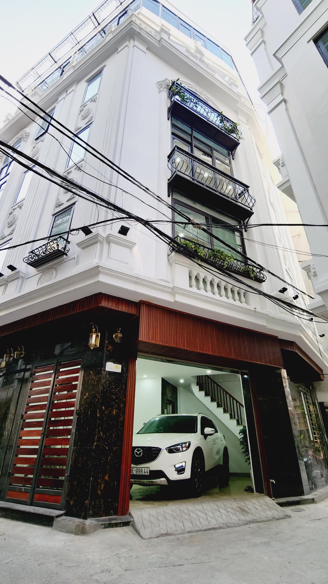 HOT !!! XEM NGAY Nhà Đường Láng Đống Đa Ô tô tránh 37m2 6 tầng LÔ GÓC THANG MÁY, NỘI THẤT VIP ở ngay 0904.688.633