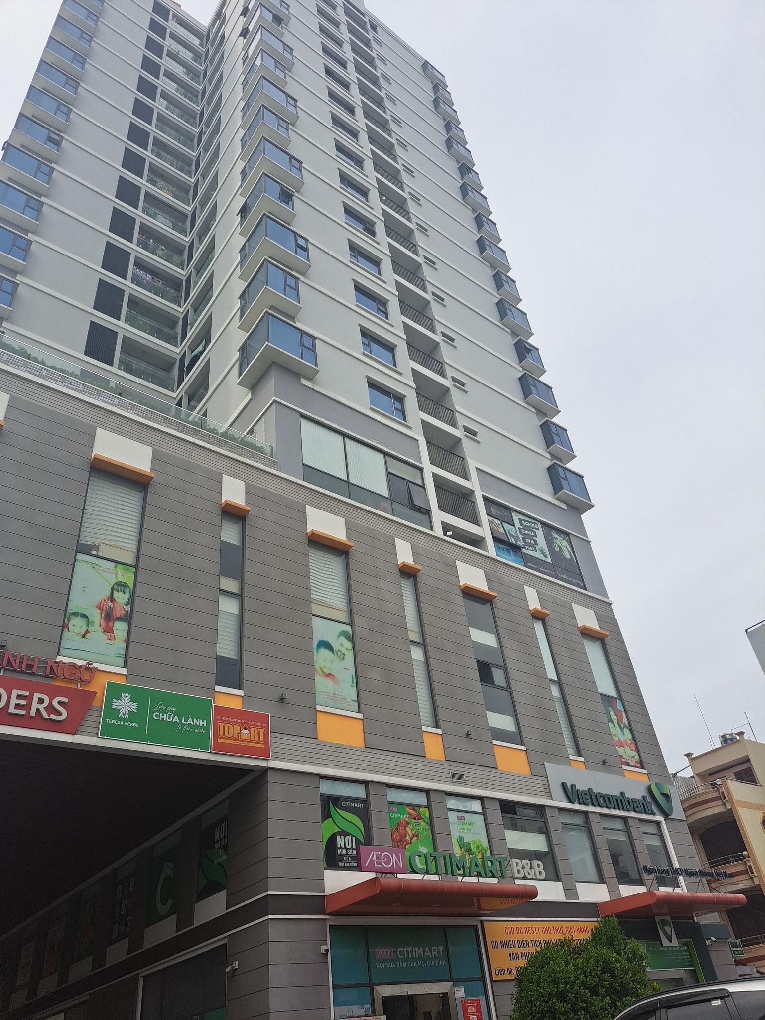 NHÀ 2 MT ĐƯỜNG LẠC LONG QUÂN - P.3 - Q11- 30M2 - 3 TẦNG - GIÁ 3 TỶ XÍU.