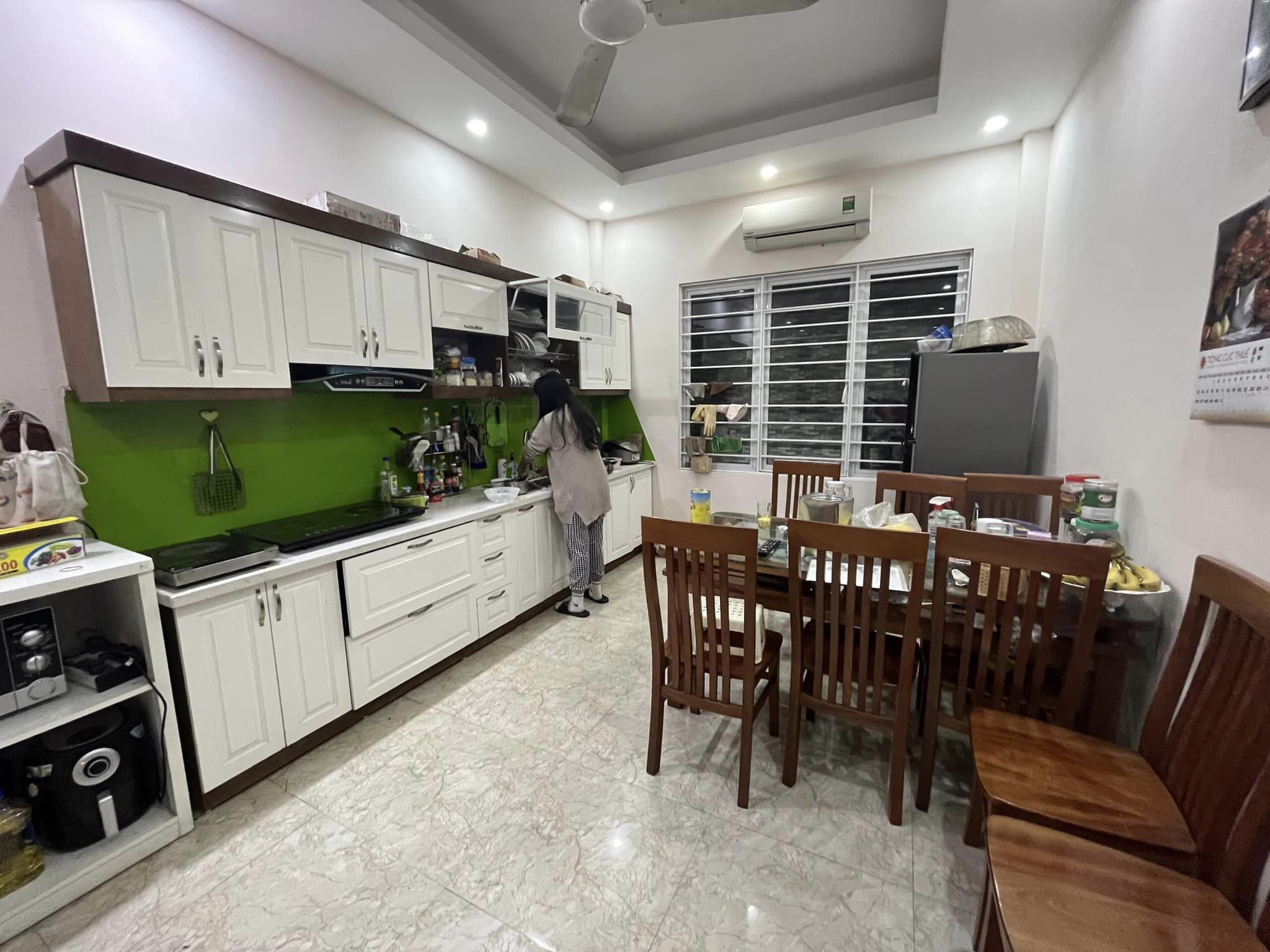 Bán nhà phố Yên Lạc, Ô TÔ ĐỔ CỔNG, 61m2 giá 7.65 tỷ