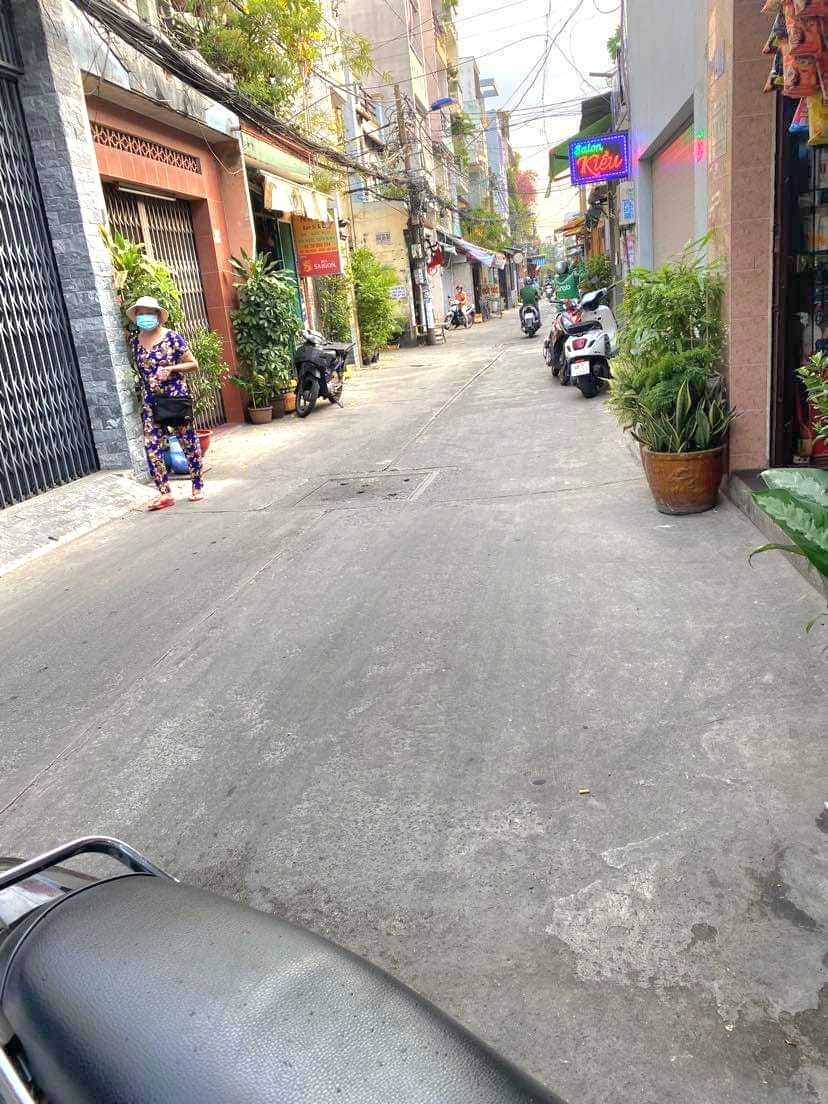 DUY NHẤT 1 CĂN ĐƯỜNG ÔNG ÍCH KHIÊM HẺM NHỰA XE TẢI CHỈ 3 TỶ HƠN XÍU.