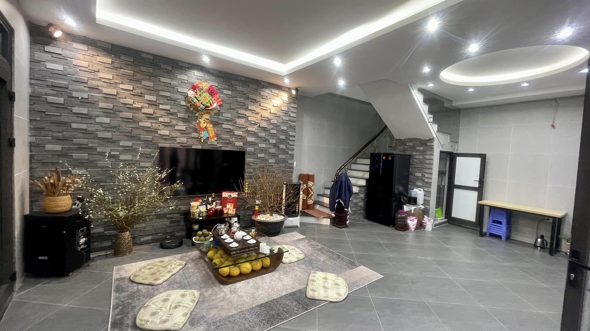 Bán nhà đẹp Bạch Mai, LÔ GÓC 50M2, MT5M, giá 7.3 tỷ