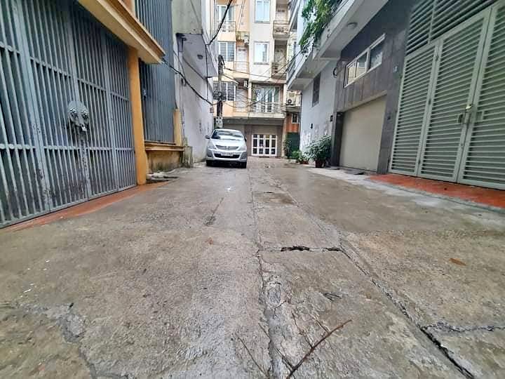 B.án gấp. Nhà Nguyễn Văn Cừ-Long Biên-Dt 81m2-Ô tô vào nhà-7,5 tỷ.