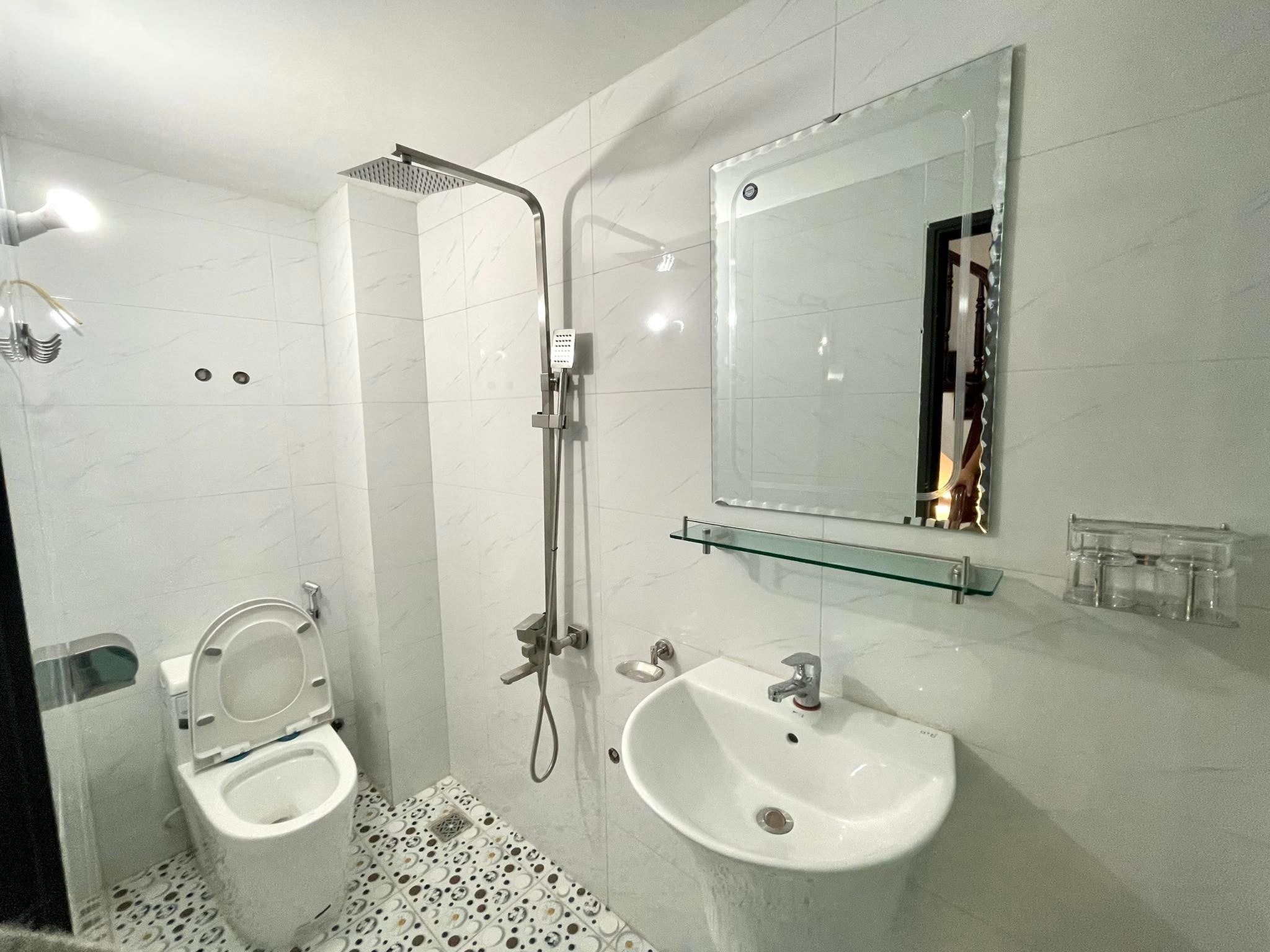 Bán nhà Minh Khai Hai Bà Trưng 47/57m2 x 4 tầng MT 4m giá 7.5 Tỷ