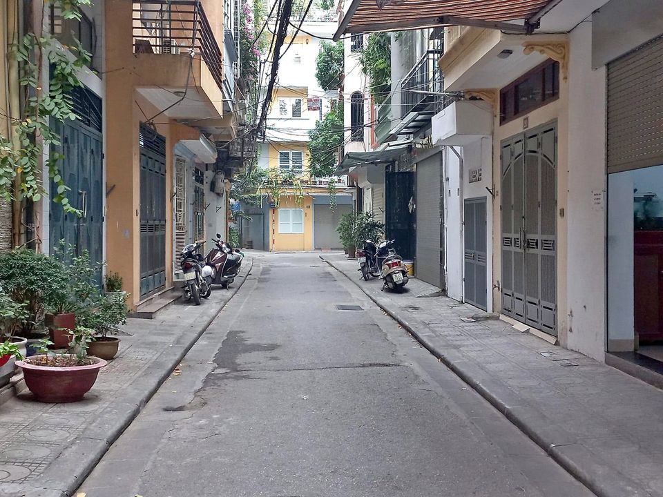 BÁN NHÀ MẶT NGÕ ĐỘI CẤN - BA ĐÌNH, 56M2 X 4 TẪNG X MT 5,3M, PHÂN LÔ Ô TÔ ĐỖ CỬA