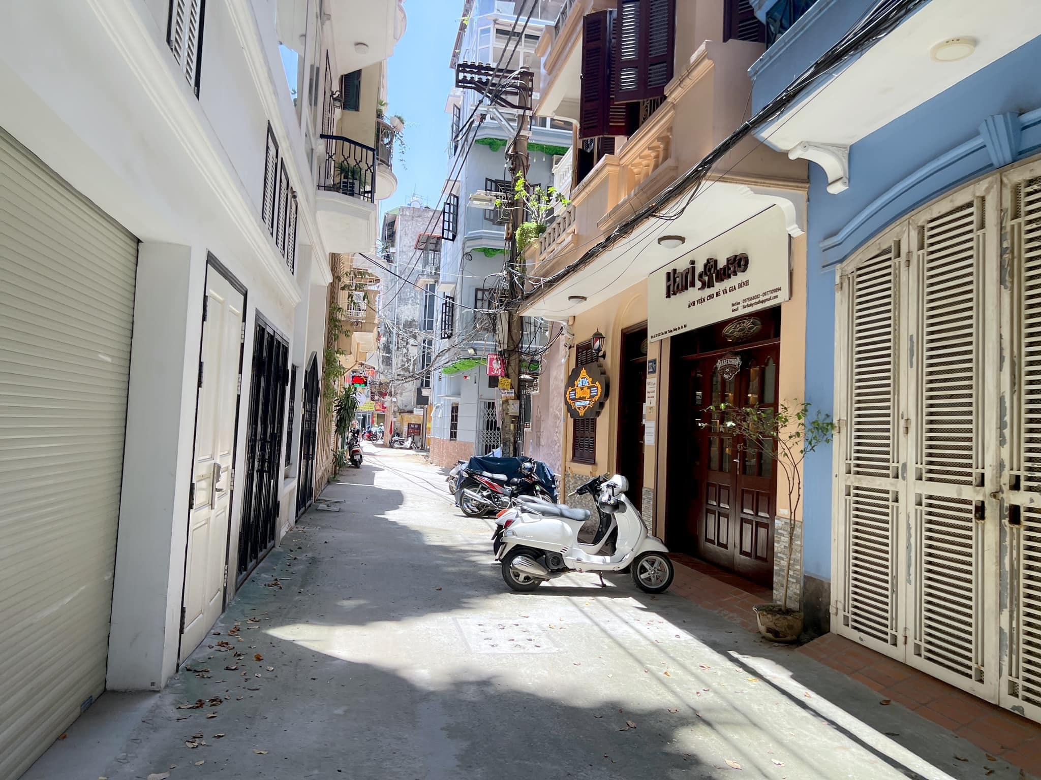 Nhà Đẹp Thái Hà 48m2, 5 tầng, mặt tiền 5m, giá chỉ 9 tỷ, ô tô đỗ cửa, quay đầu cách 5m