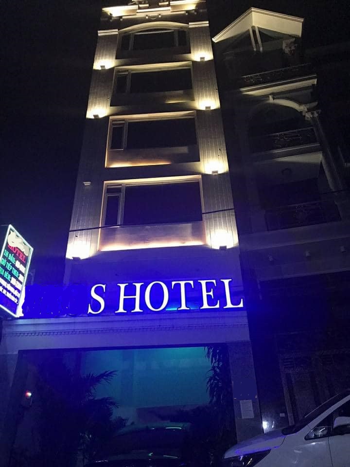 Bán Gấp - Tòa Nhà Khách Sạn - 6 Tầng 30P - Chỉ 24 Tỷ5 - Phan Huy Ích - Gò Vấp