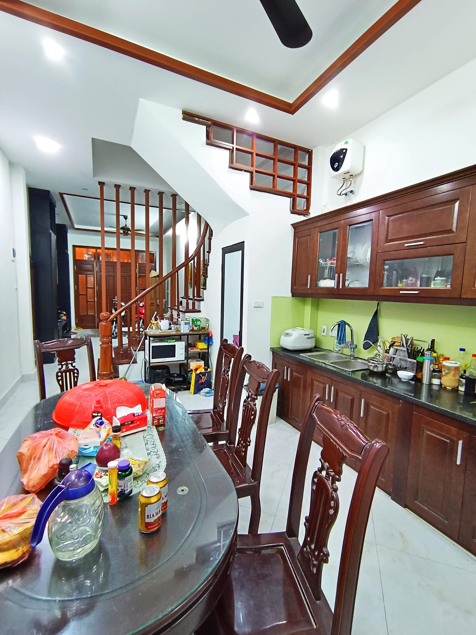 BÁN NHÀ TÂN MAI 50M2 4 TẦNG GIÁ 5.9 – Ô TÔ ĐỖ CỬA – VÀI BƯỚC CHÂN RA PHỐ