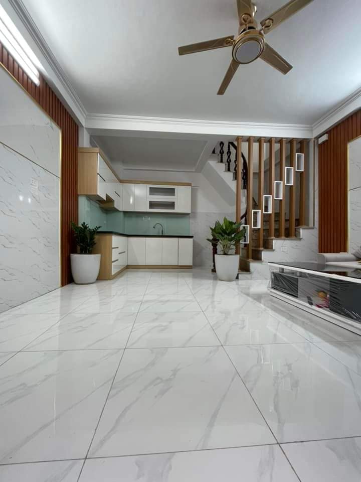 BÁN GẤP NHÀ VĨNH HƯNG HOÀNG MAI 30Mx4 TẦNG ,MT 4,5M ,GIÁ CHÀO CHỈ 2,88 TỶ CÓ THƯƠNG LƯỢNG