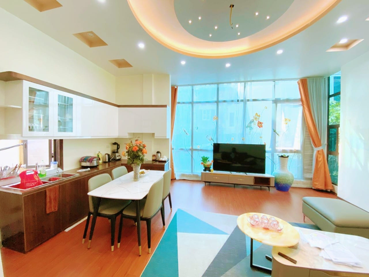 Siêu Phẩm Thái Thịnh 1, 35m2, 5 tầng, mặt tiền 5m, chỉ 5.98 tỷ, lô góc, kinh doanh