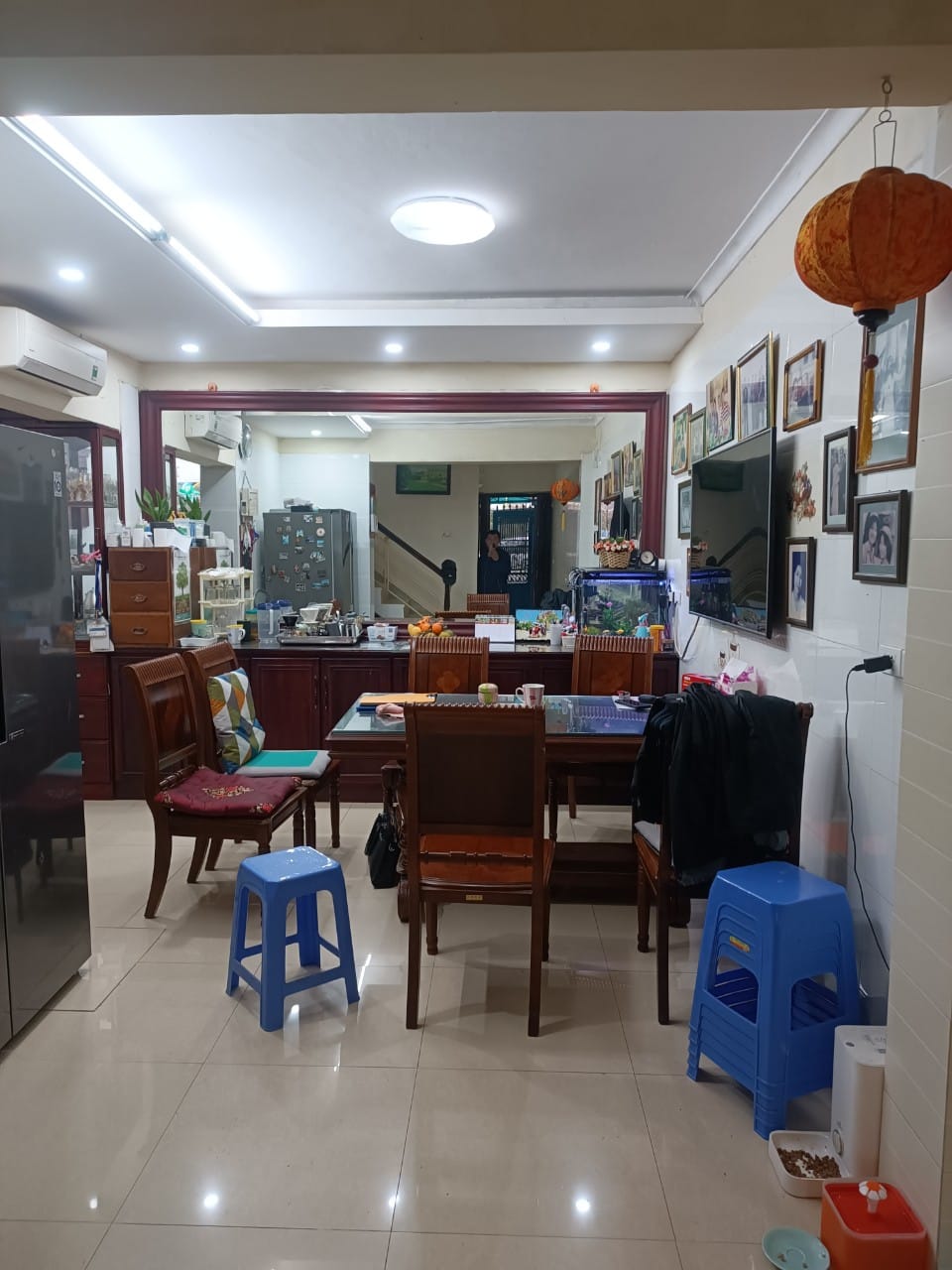 Bán nhà ở phố Trần Thái Tông, Quận Cầu Giấy 60m2 5 tầng CẠNH PHỐ, NGÕ THÔNG THOÁNG, TẶNG NỘI THẤT ở ngay