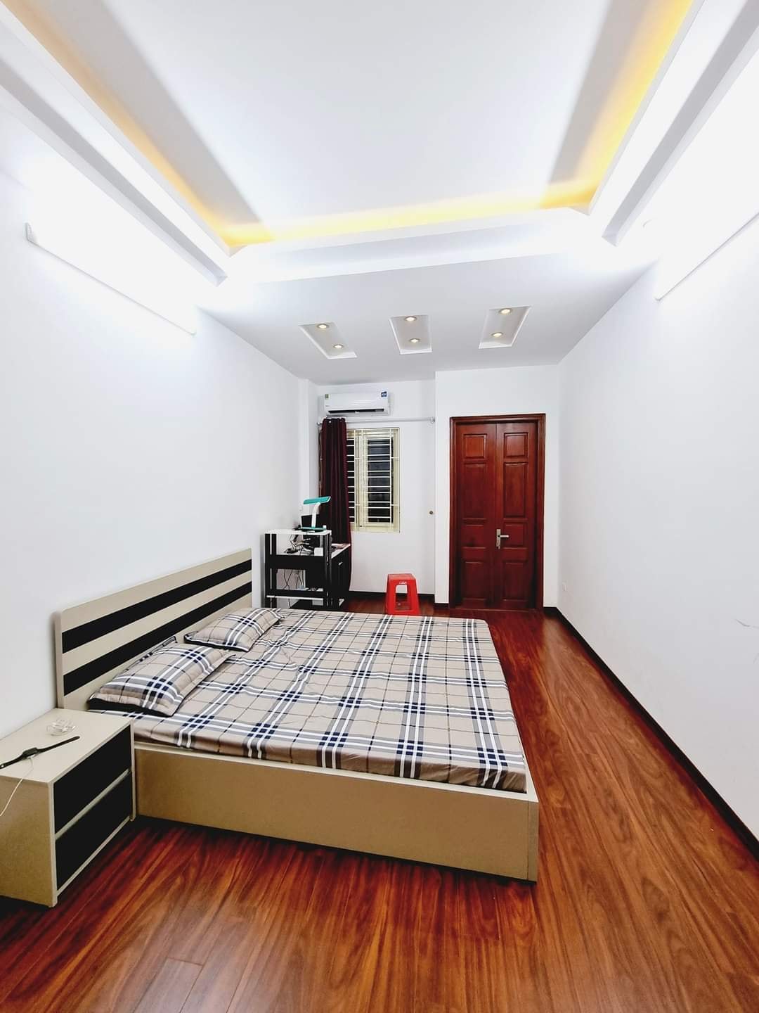 Nhà Mới Trần Quốc Vượng – Cầu Giấy, Khu Vực An Ninh, An Sinh Đỉnh, Dt37m2*5t Giá 4.4 Tỷ.