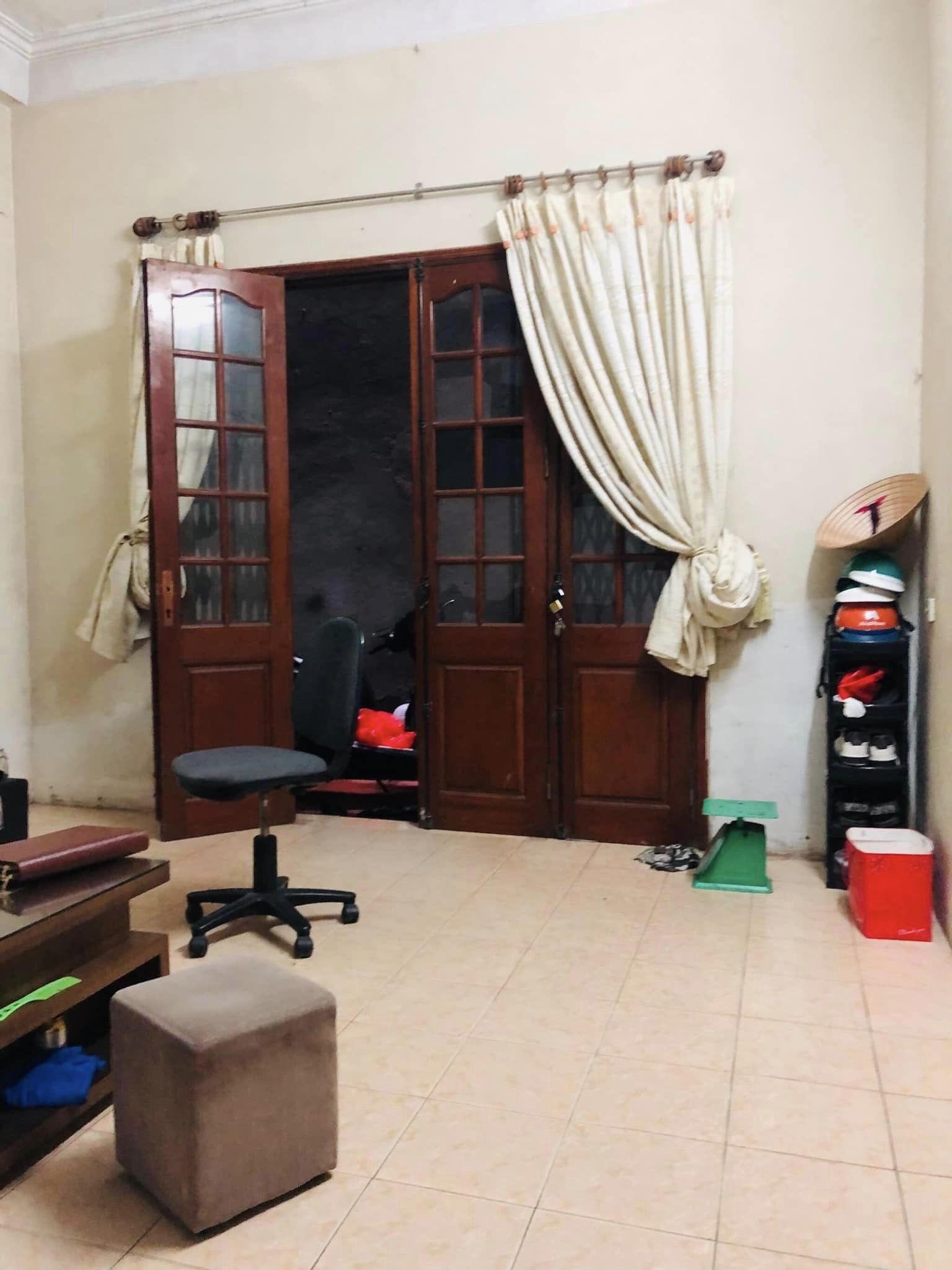 NHÀ ĐẸP TRUNG TÂM CẦU GIẤY, Ở NGAY - 45M2 X 4 TẦNG, GIÁ CHỈ NHỈNH 4 TỶ