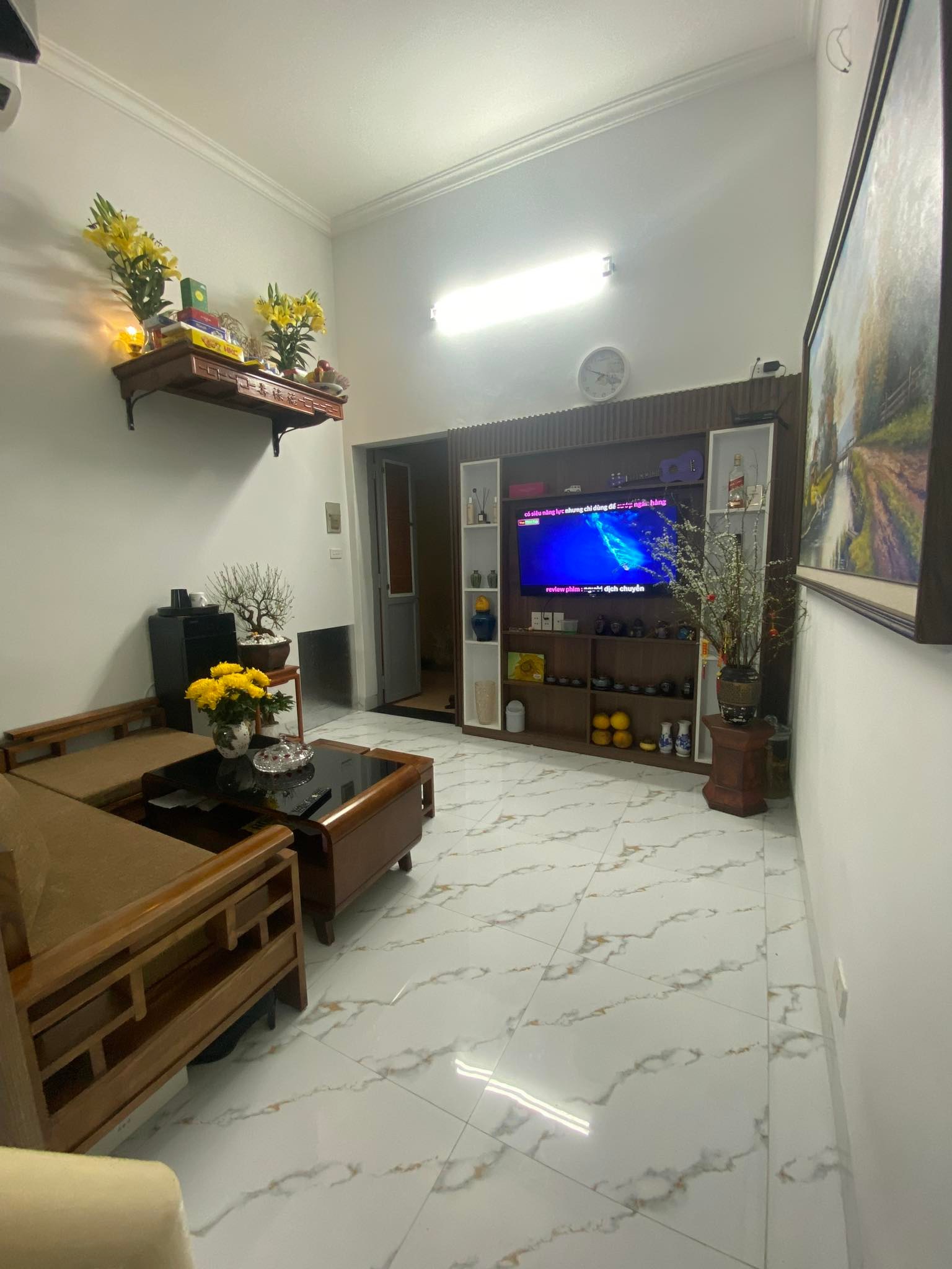 Bán Nhà Tập Thể Nguyễn Trãi 45m Mt 3.5m Đẹp Ở Ngay Ô Tô Đỗ Cổng Nhỉnh 1 Tỷ.