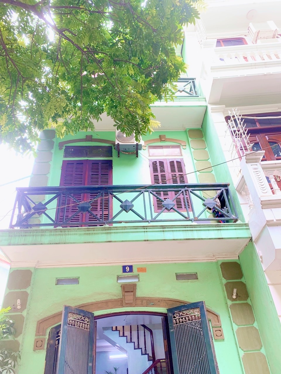 Bán nhà 45m2, 4T, mt4 dân xây kiên cố, trước nhà ô tô tránh tại Linh Đàm giá rẻ