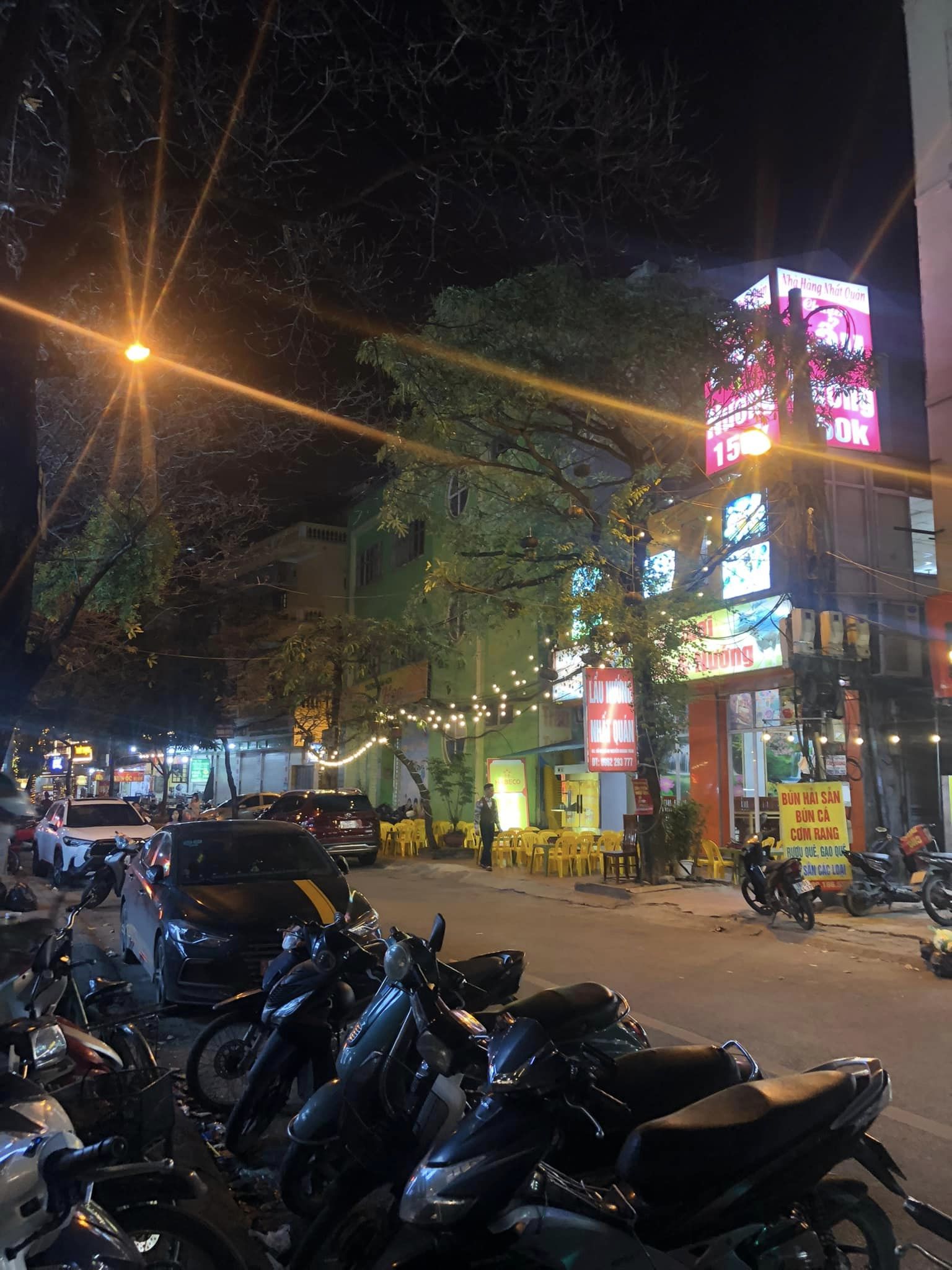 Bán nhà ngõ 92 Nguyễn Khánh Toàn, ô tô đỗ cửa, kinh doanh 120m2, MT6.8m giá 17.8 tỷ