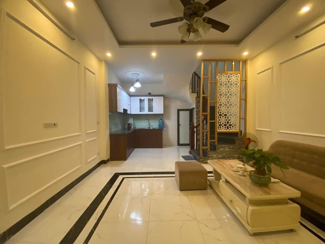 Bán nhà ngõ 66 Ngũ Nhạc, quận Hoàng Mai 42m x 5 tầng giá 3.99 tỷ