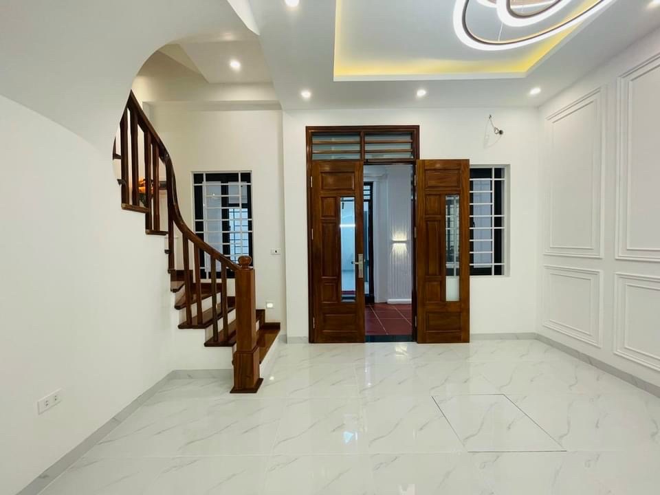 Nhà Đẹp - Dân Xây - Ô Tô Đỗ Cổng - Chỉ 2.7 Tỷ - Bắc Từ Liêm. Bán nhà Liên Mạc, 32m x 4 tầng 6,5m MT.