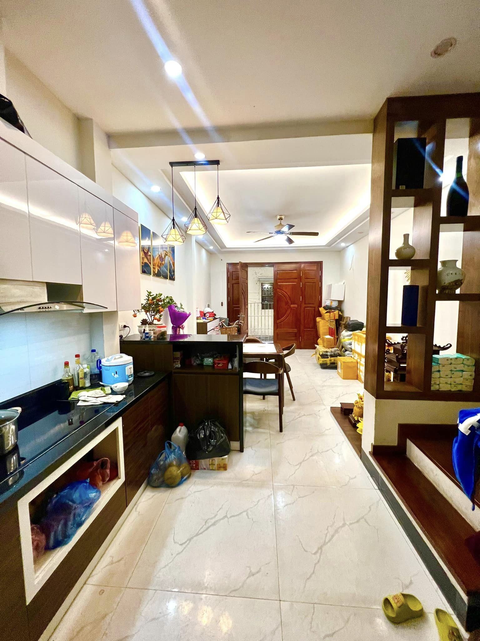 Bán nhà ngõ 89 đường Phan Kế Bính, Ba Đình, LÔ GÓC, 5 tầng 39m2, 4.2 tỷ