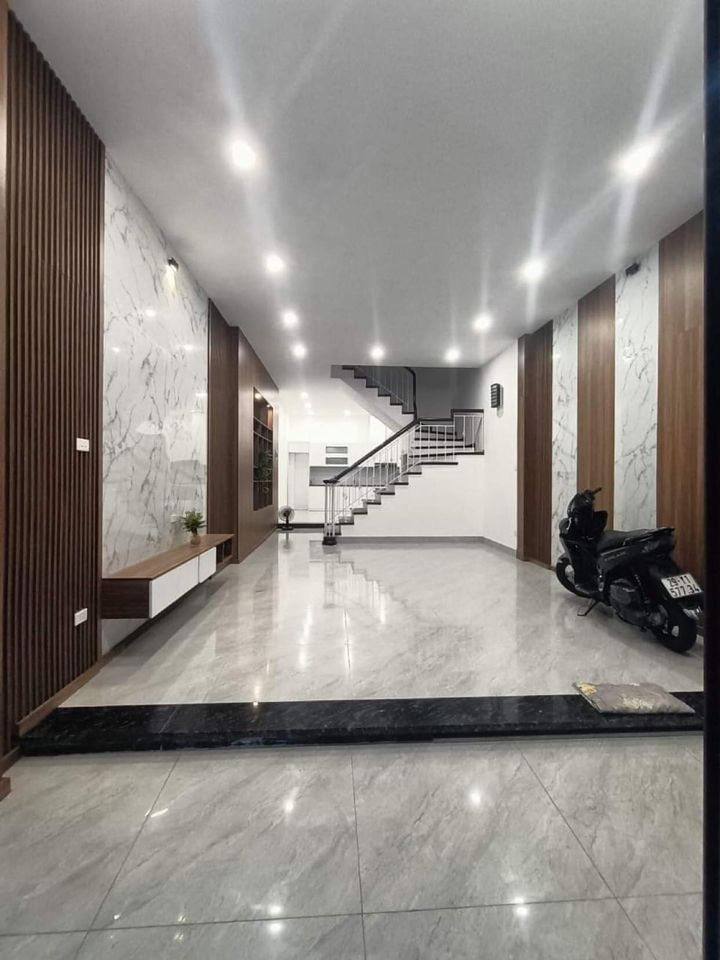 BÁN NHÀ PHỐ QUAN HOA CẦU GIẤY NHÀ ĐẸP Ở SƯỚNG