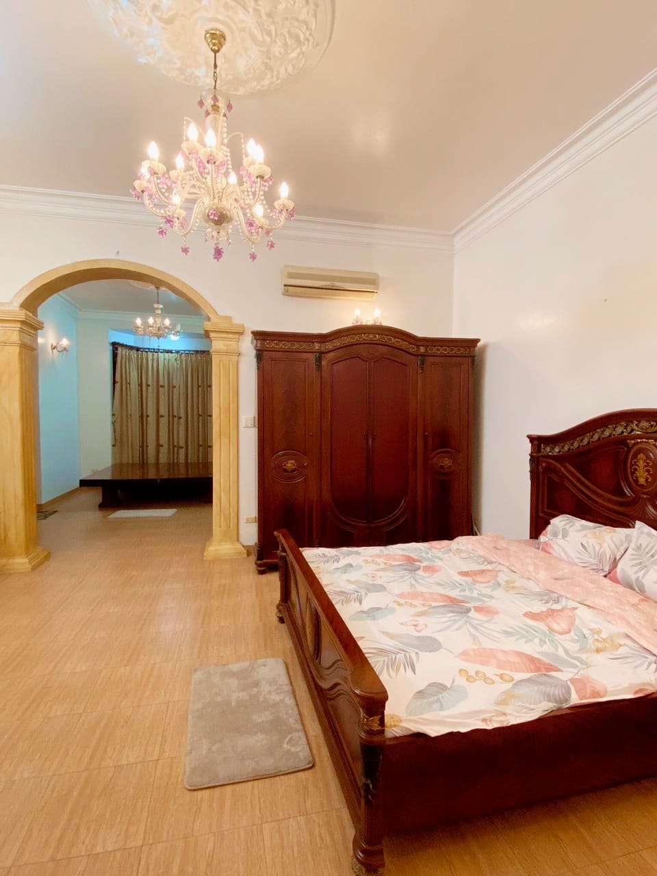 65m2, mặt tiền 4.5m ô tô 7 chỗ đỗ cửa chỉ 11 tỷ Phố Thái Hà, kinh doanh Văn phòng...