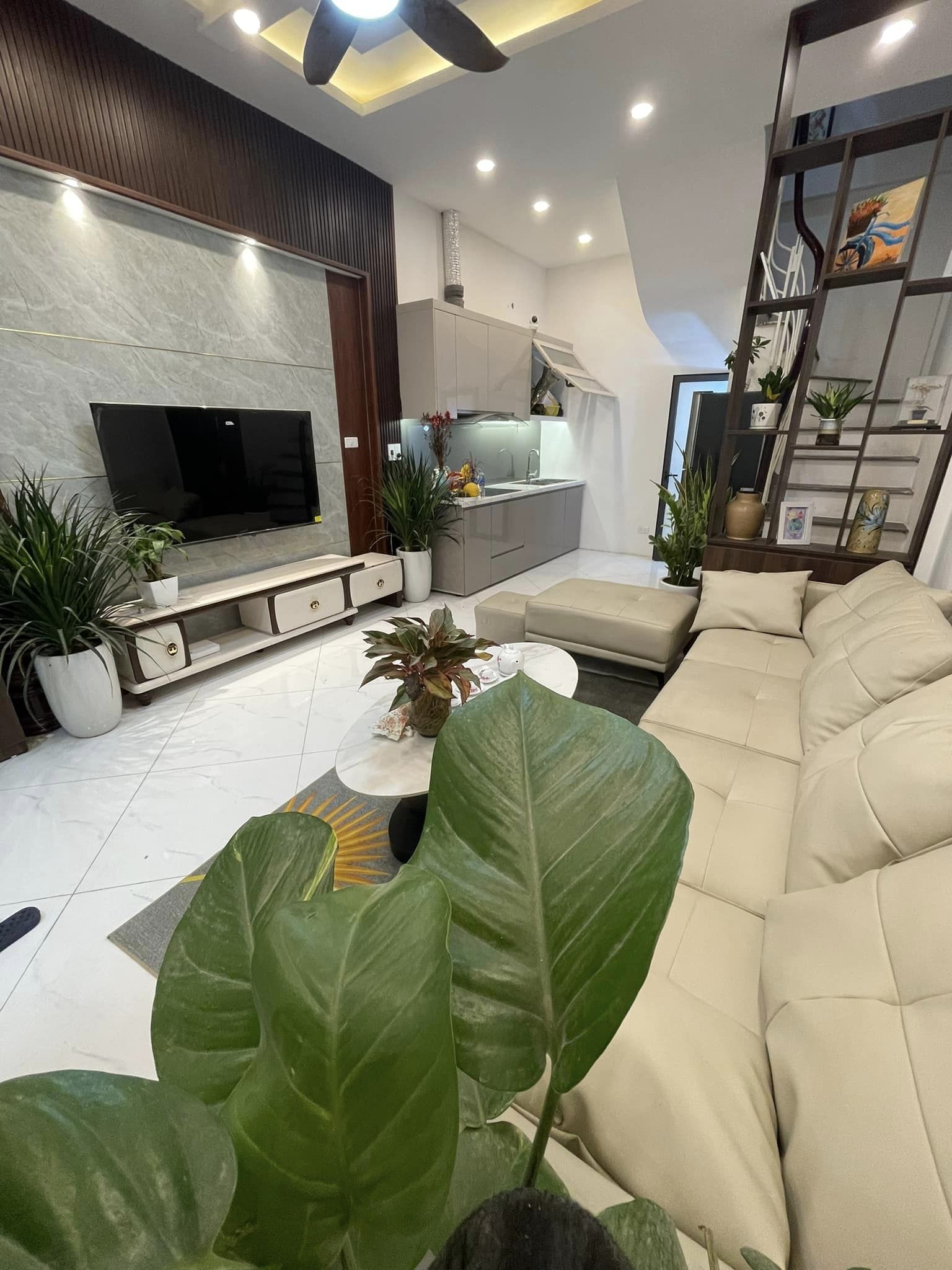 Chủ Nhà Chuyển Nơi Ở, Bán Mạnh Căn 37Mx4,5T TT Văn Điển, Ôtô Đỗ Cổng, Giá 3 Tỷ