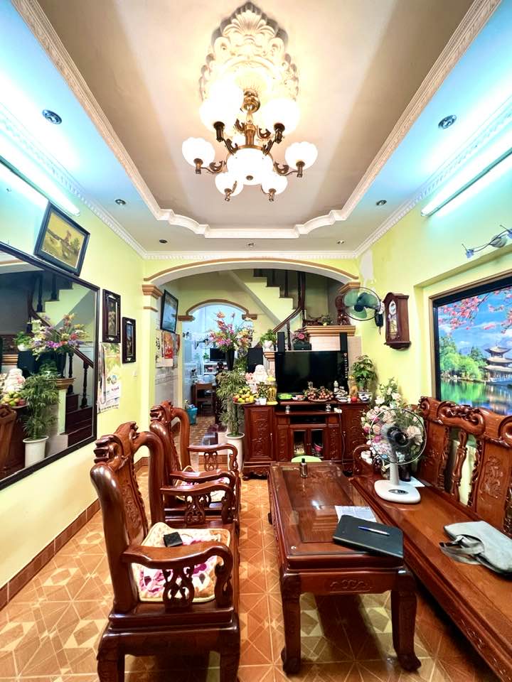 ĐẠI HẠ GIÁ 125TR/M2 CÓ NHÀ HỒ ĐẮC DI, TRUNG TÂM ĐỐNG ĐA - Ô TÔ ĐỖ CÁCH NHÀ 30M - CÁCH HỒ 2 PHÚT ĐI BỘ