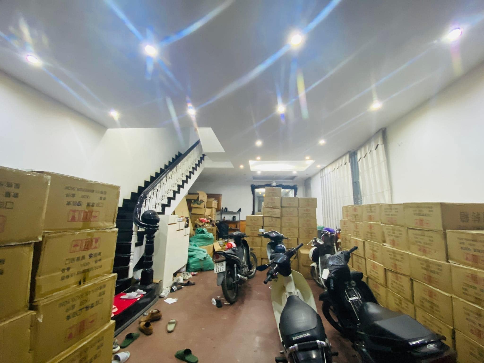 BÁN NHÀ, TÂN MAI, HOANG MAI, HÀ NỘI, DIỆN 80M2, LÔ GÓC, KINH