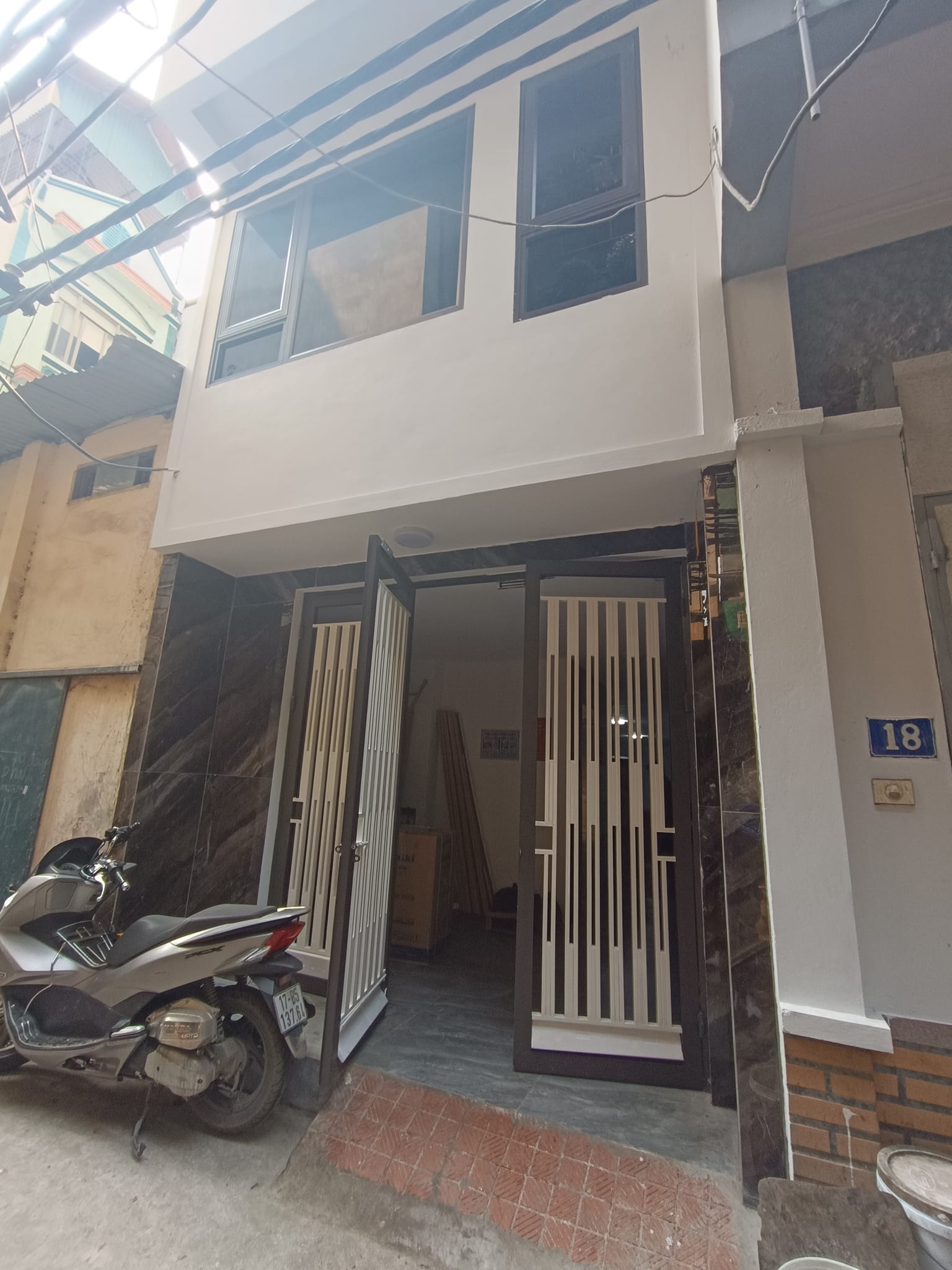 CHÍNH CHỦ CẦN BÁN CĂN HỘ CCMN- PHÙNG KHOANG- 71M-21 PHÒNG KHÉP KÍN