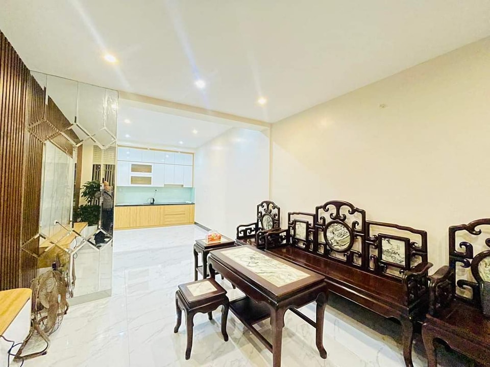 Bán nhà phố Bạch Mai, DT 4*11m2, nhà đẹp ngõ đẹp, giá 5.3 tỷ