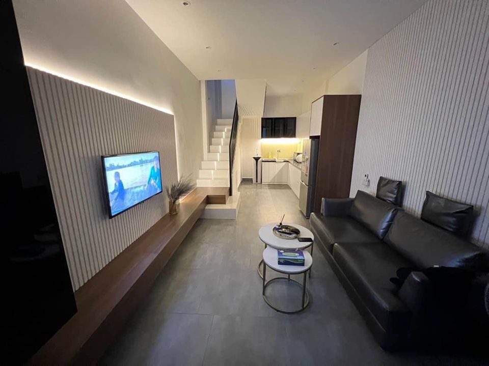 Nhà Đẹp Mới Cách MT Võ Thị Nhờ 30m Thẳng - Chỉ Với 4Tỷ - Trung Tâm Quận 7