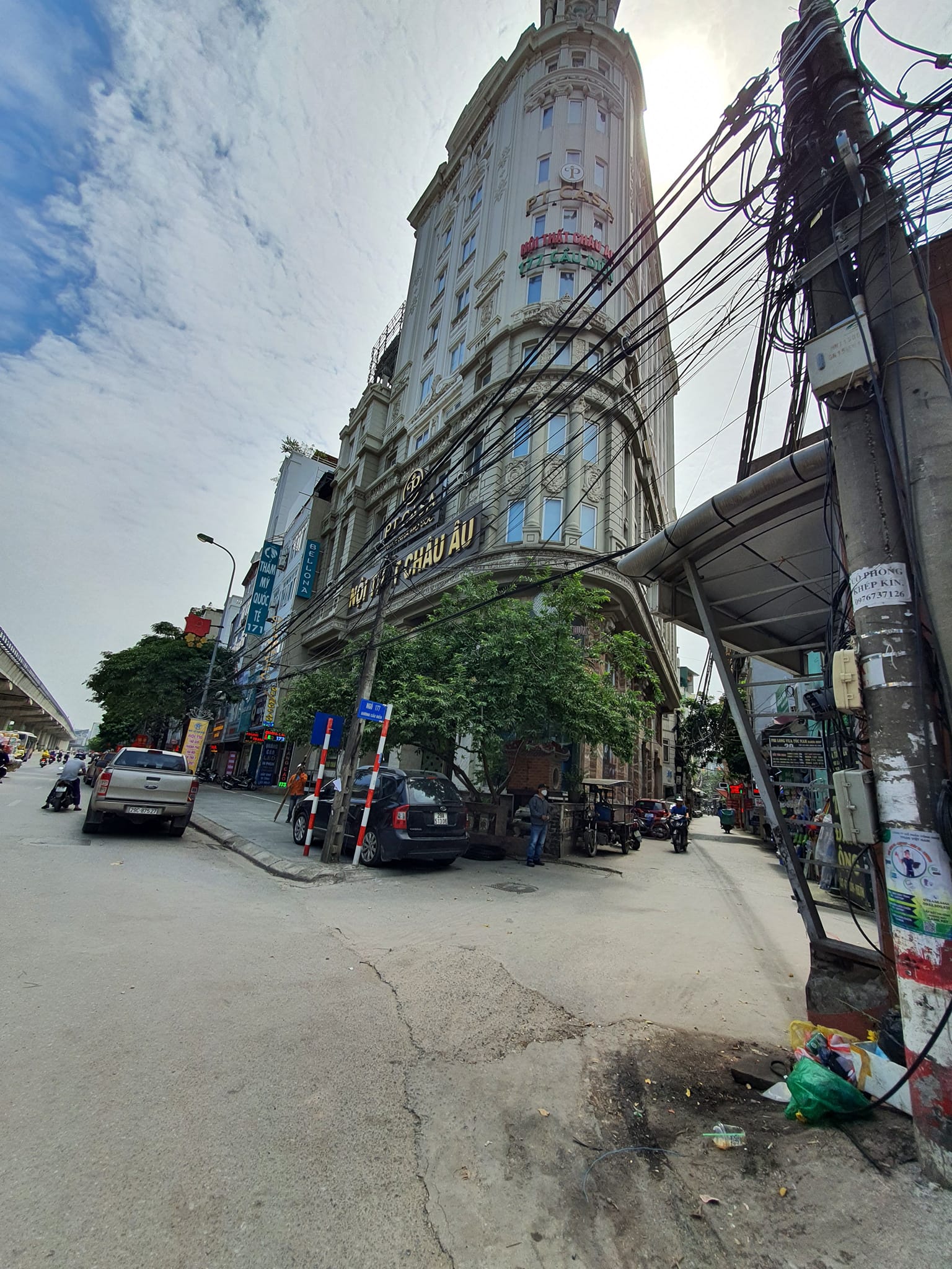 CẦN BÁN GẤP NHÀ CẦU DIỄN, CCMN, DIỆN TÍCH 159 M2, MT 5,5 M, GIÁ 11 TỶ.