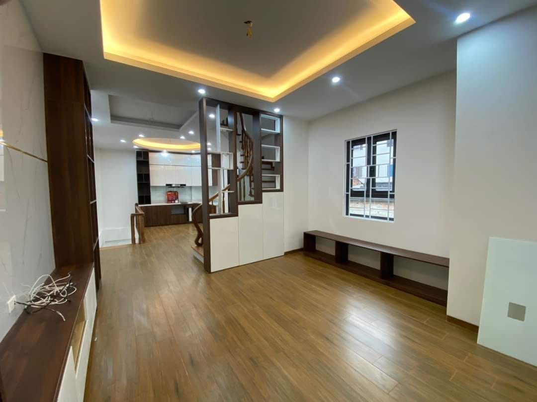 Bán Nhà Đẹp Phố Quan Hoa – Cầu Giấy, Thoáng Trước Sau, Gần Bãi Gửi Ô Tô, DT 35m2*5T Giá 4.2 Tỷ