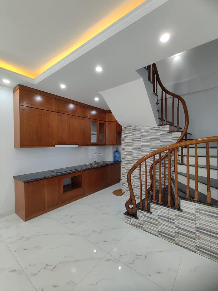 Bán Nhà Mặt Tiền 4M, Diện Tích 38m2 Xây 5 Tầng, Yên Hòa – Cầu Giấy, Nhà Đẹp Lô Góc Giá 4.3 Tỷ