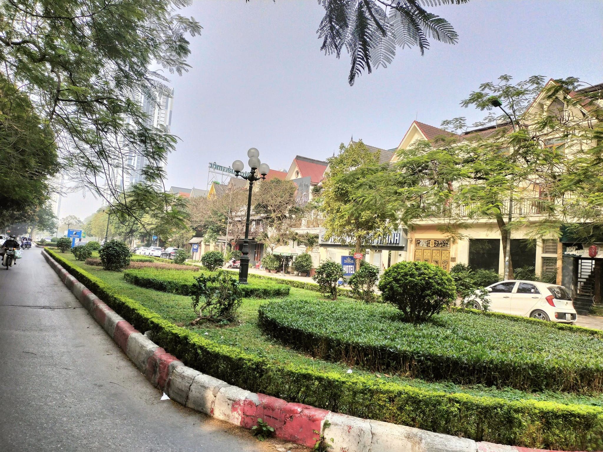 CẦN VỐN BÁN GẤP BIỆT THỰ HỒ VĂN QUÁN HÀ ĐÔNG 210M2 MẶT TIỀN 10M CHỈ 50 TỶ.