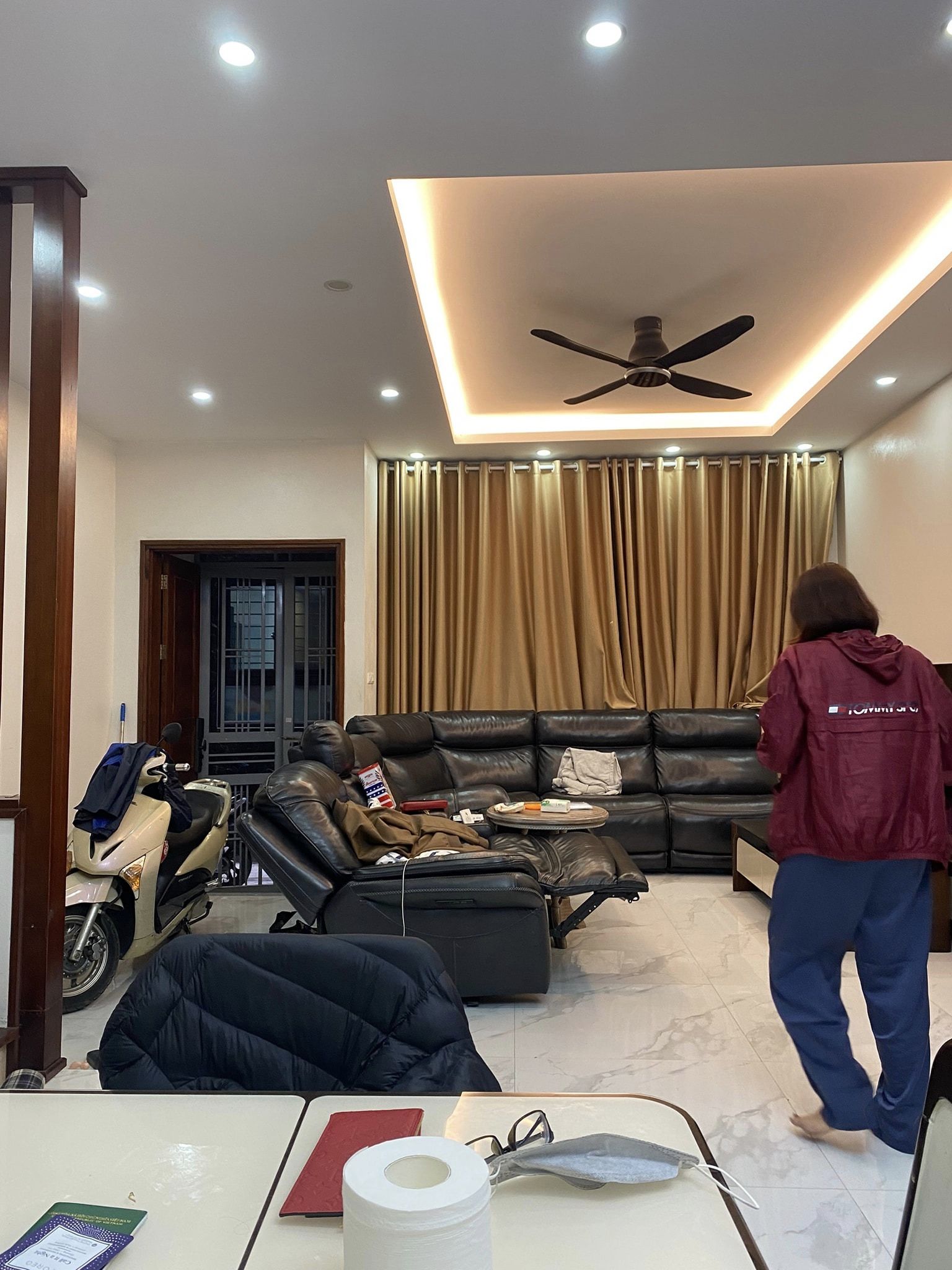 Siêu Phẩm Mặt Ngõ Nguyễn Khang – Cầu Giấy, 2 Thoáng, 3 Gác, DT 34m2*5T Giá 4.45 Tỷ