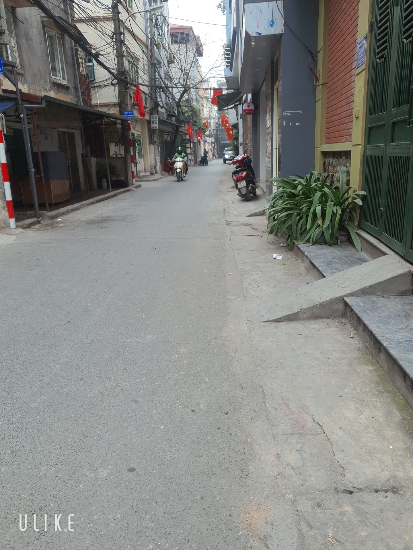 CẦN TIỀN BÁN NHÀ CẦU DIỄN, CCMN, Ô TÔ CỬA, 100M2 x 4T, GIÁ 9,5 TỶ.