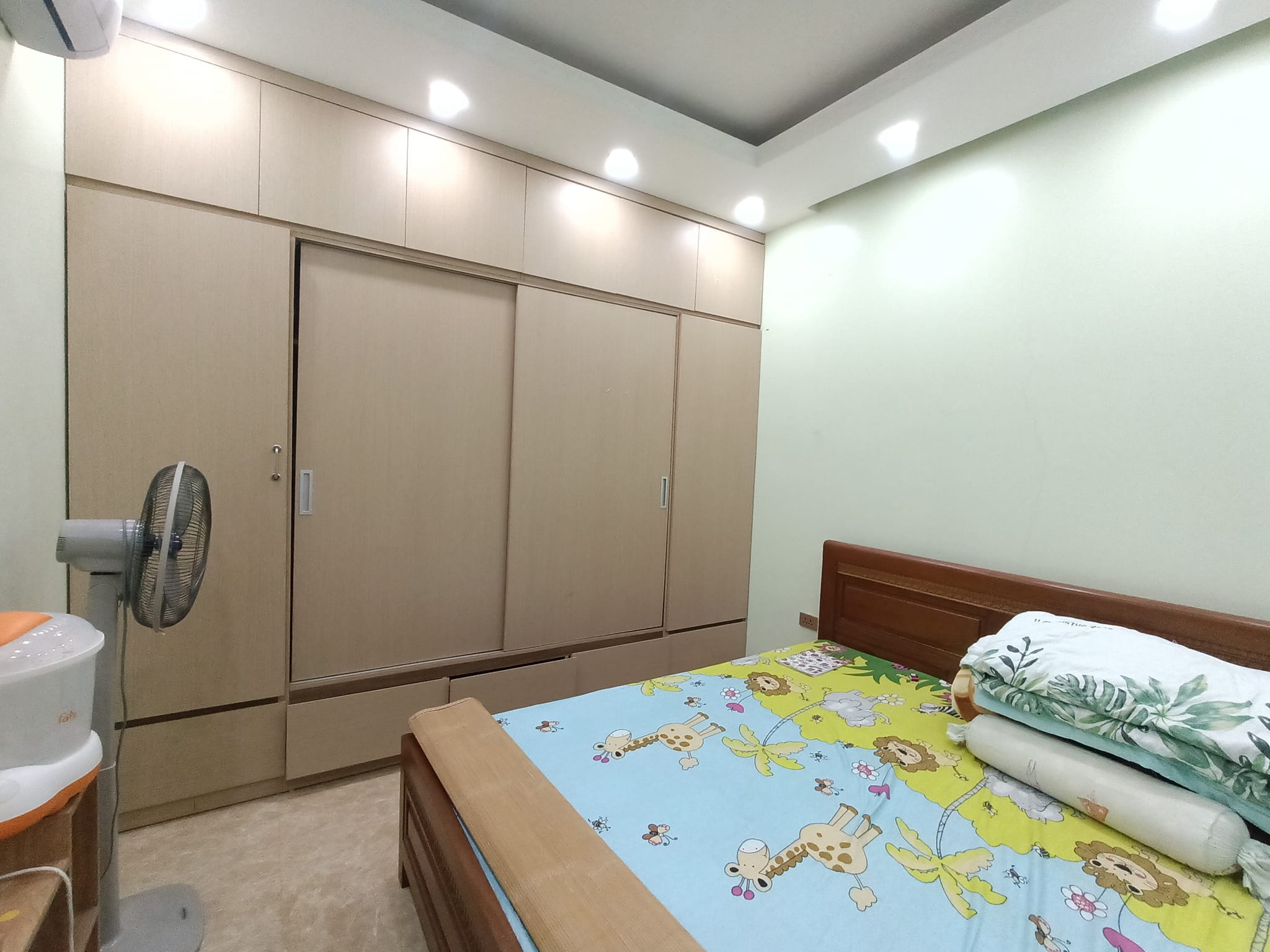 BÁN NHÀ PHỐ YÊN LỘ HÀ ĐÔNG 5 TẦNG KD Ô TÔ TRÁNH NHAU 39M GIÁ 3.98 TỶ 0973497885