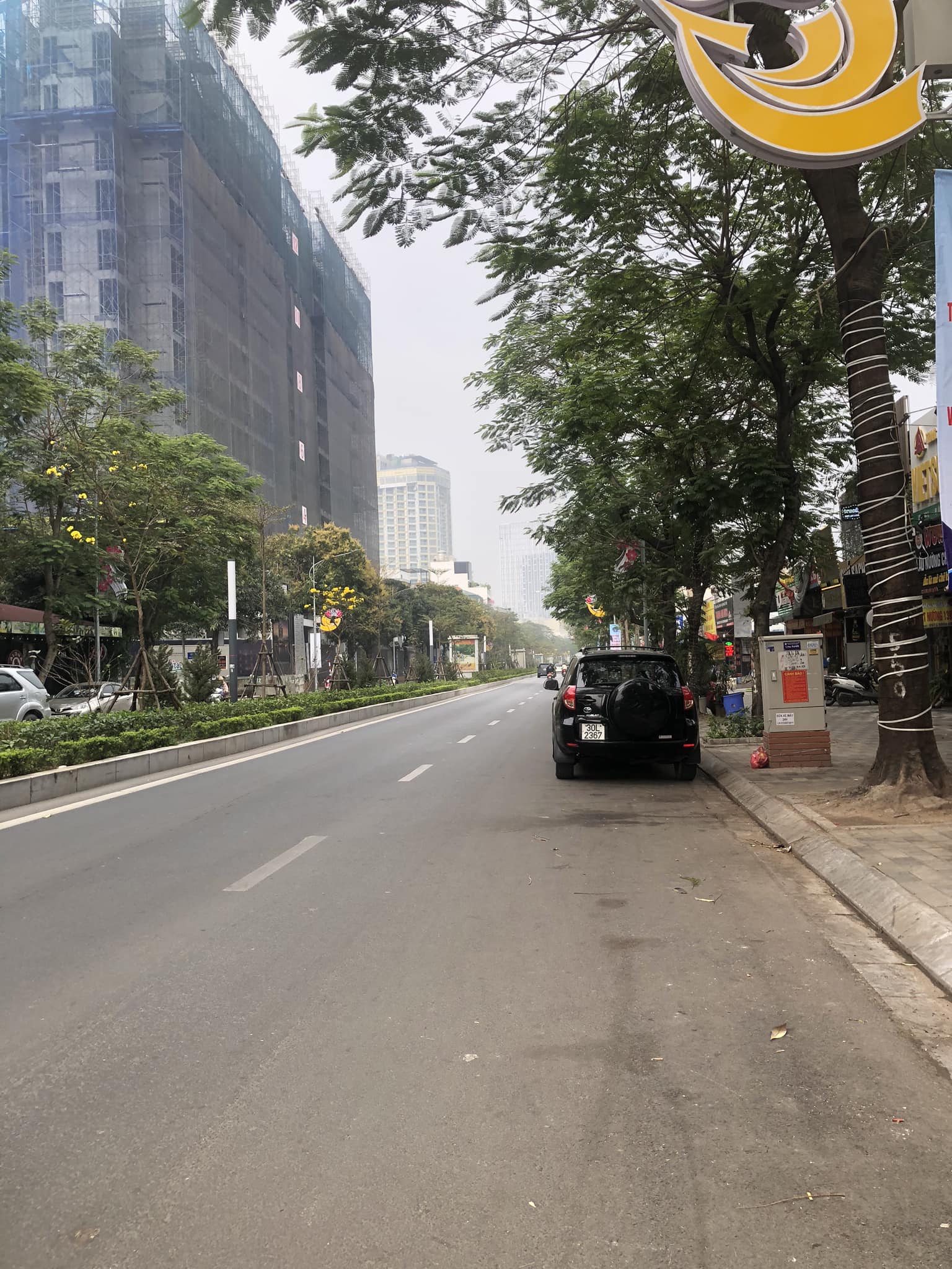 Bán nhà C4 mặt phố Lạc Long Quân Tây Hồ 500m2 kinh doanh đỉnh - Giá đầu tư