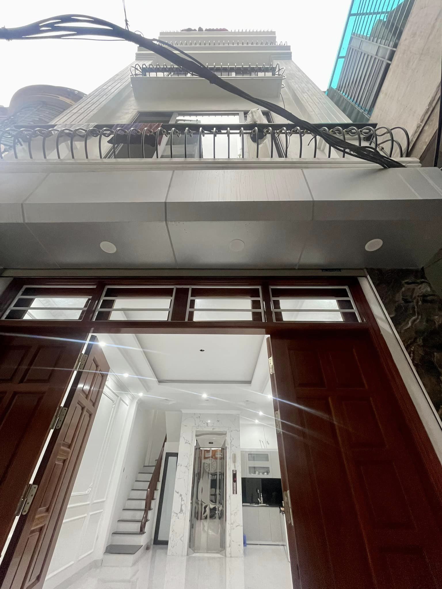 NHÀ TRUNG PHỤNG, MỚI XÂY, SÁNG ĐẸP, 50M2 x 5T, THANG MÁY, NHỈNH 6 TỶ