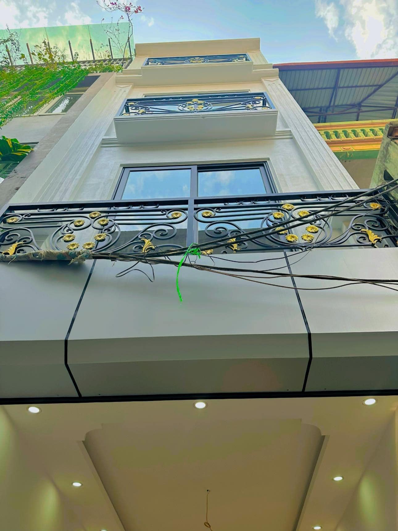 Bán nhà Xuân Đỉnh, Nhà mới hiện đại, ô tô đỗ cửa 35m2x5T giá 4.5 tỷ