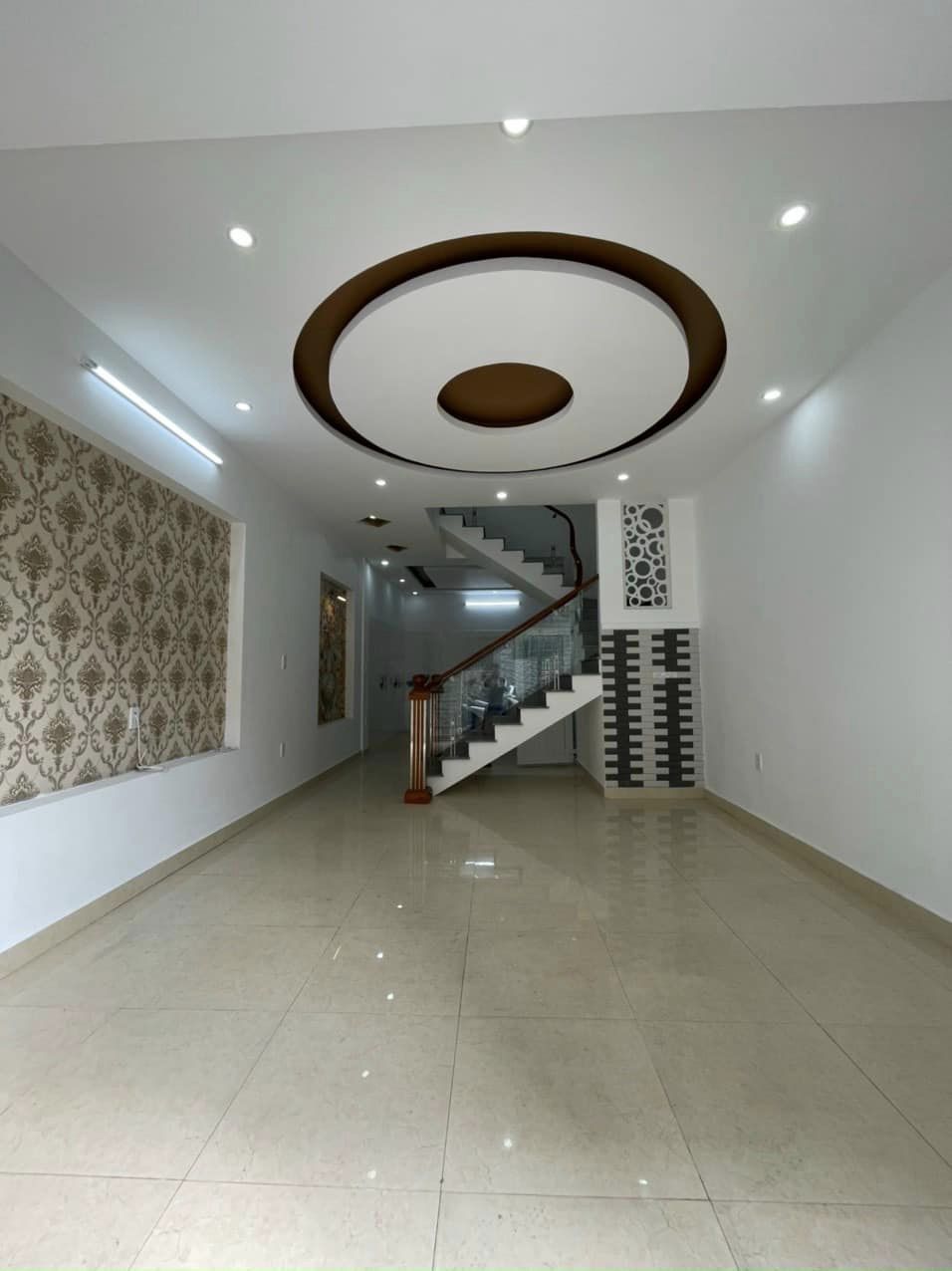 NHÀ ĐẸP TỰ XÂY- VỪA Ở VỪA KINH DOANH TỐT, VỊ TRÍ THUẬN TIỆN, DT 50m x 5 tầng x MT 4m, GIÁ CHỈ 4,2 TỶ