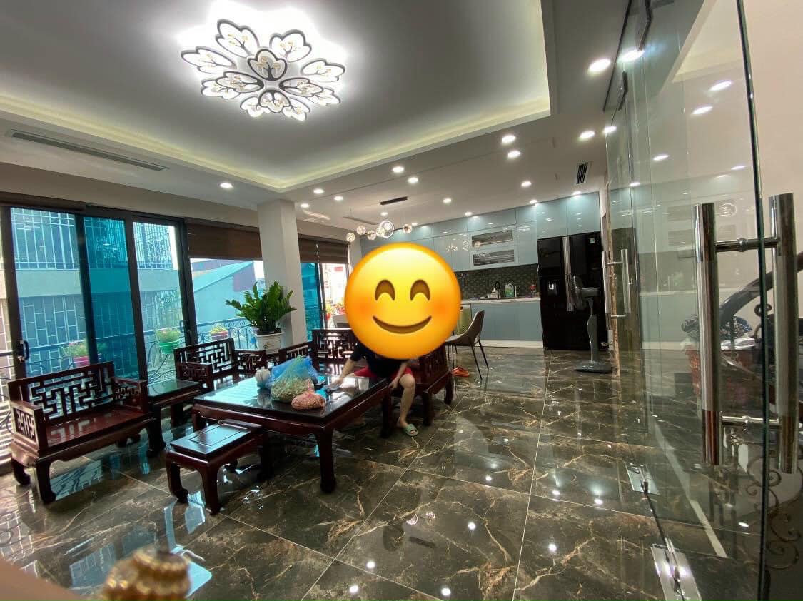 Bán nhà Xã Đàn, Đống Đa, Ô TÔ, 70m2, giá 14.2 tỷ
