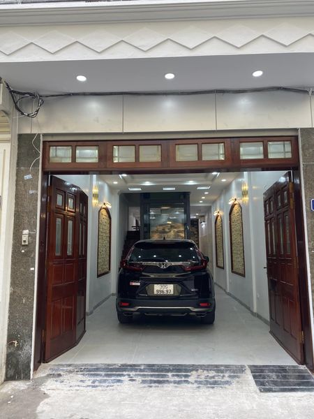 Bán nhà phân lô phố Phương Liệt 38m2x5T,Ôtô- 2 thoáng-gần phố, giá 5,75 tỷ