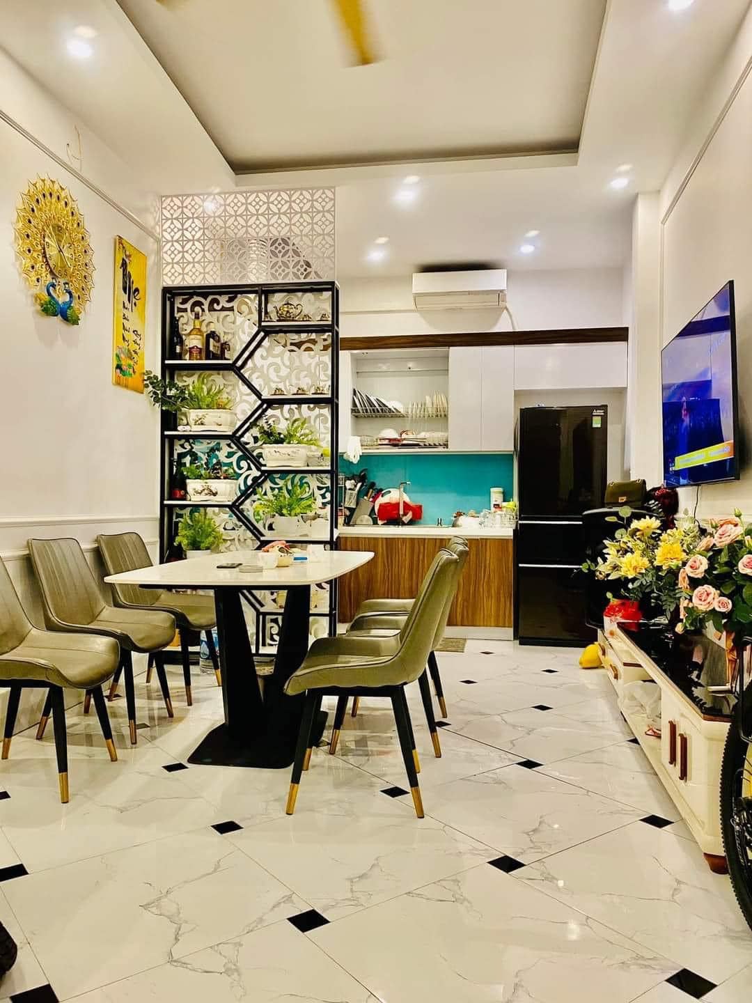 Bán nhà Lương Sử, Đống Đa, 40m2, 4.65 tỷ,