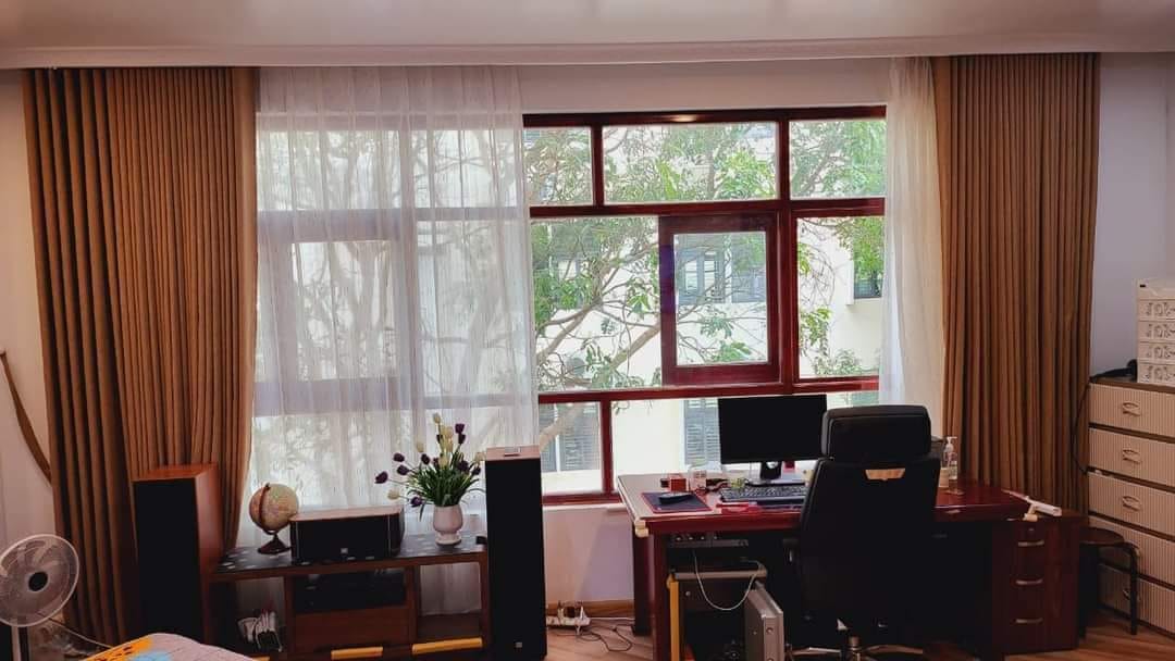 Siêu Phẩm Nhà Đẹp Phố Nguyễn Văn Huyên – Cầu Giấy, Ngõ Thông, Sổ Nở Hậu, DT 35m2*5T Giá 4.1 Tỷ