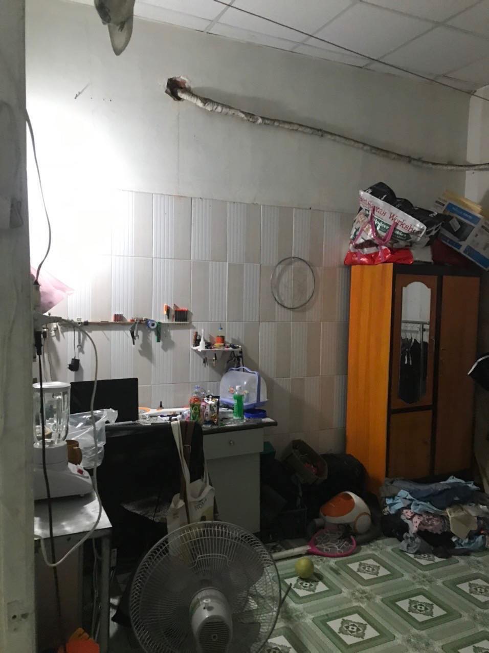 Nhà 2 phòng ngủ - Dt : 90m2 Đường Thi Sách - ra đường Nguyễn Tri Phương - Sân bay quốc tế