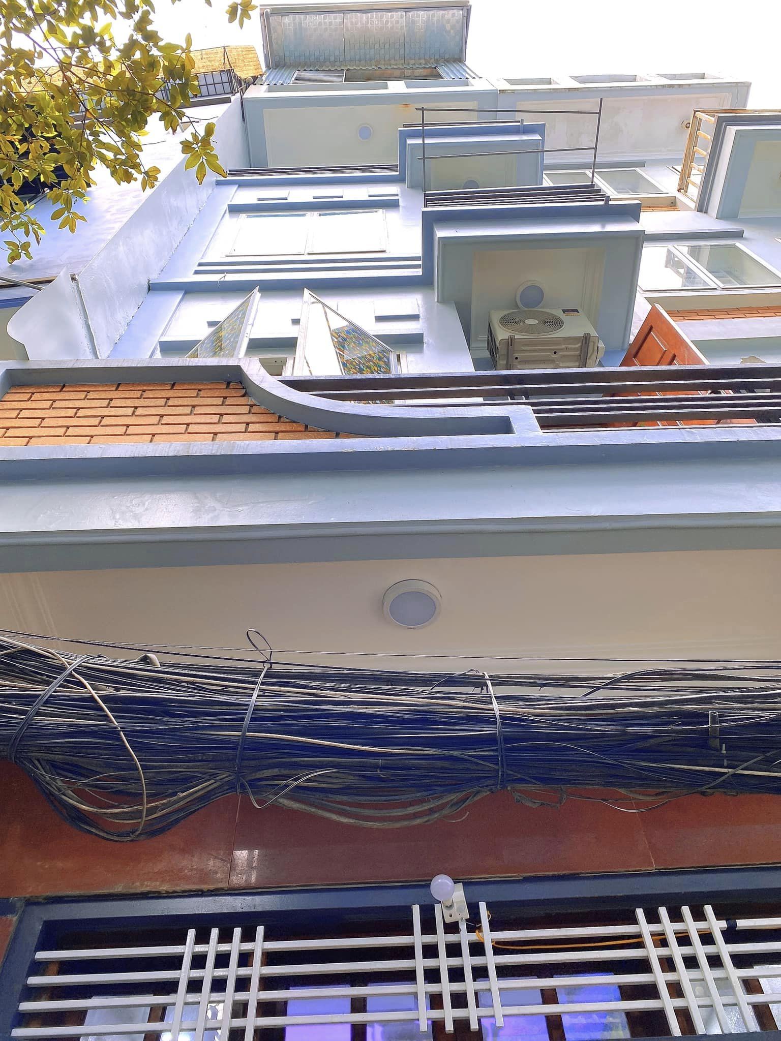 CỰC PHẨM !!! Nhà riêng ở Phố Yên Hòa, Cầu Giấy 58m2, 5 tầng đẹp, CHỦ TẸ XÂY CHẮC CHẮN, Ngõ thông thoáng chỉ 6 tỷ